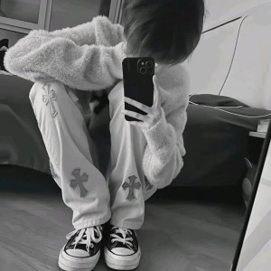 泪似冰冷雨点的个人空间
