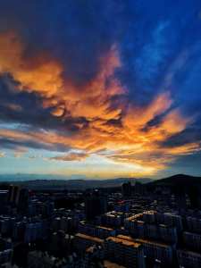 云在飞-钢琴谱
