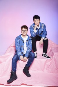 爱在公园前-钢琴谱