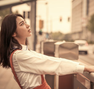 累了走了散了-钢琴谱