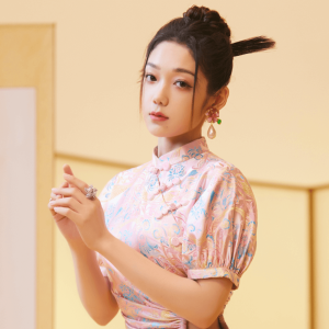 經(jīng)年鋼琴簡譜 數(shù)字雙手 鄭卓群 經(jīng)年鋼琴簡譜 數(shù)字雙手 鄭卓群