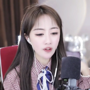 阿尔山的姑娘(DJ版)-钢琴谱