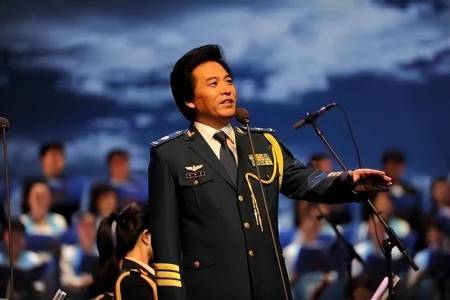 和共和国一同起飞-钢琴谱