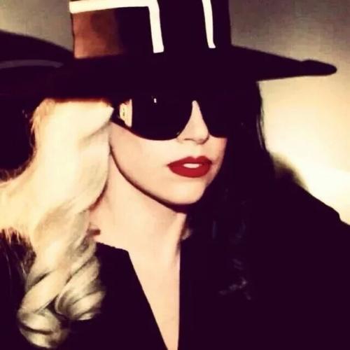 Chromatica II+911钢琴简谱 数字双手 Morgan Kibby/Lady Gaga/Stefani Germanotta