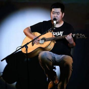 喵小姐吉他谱根音