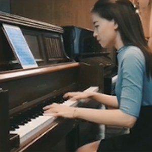 桥边姑娘-钢琴谱