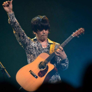 山鹰押尾吉他谱