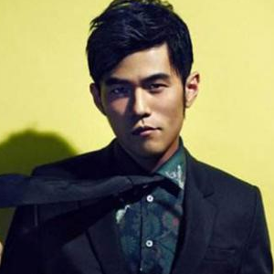 半岛铁盒 吉他谱