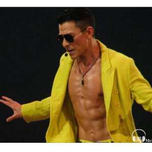 我恨我痴心吉他谱—刘德华 电吉他弹唱谱 乐队总谱gtp 原版编配-钢琴谱