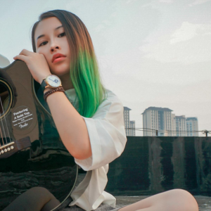小蜜蜂三重奏吉他谱