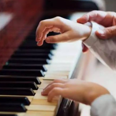 钢琴手指基本练习 (五指移调练习)钢琴简谱 数字双手