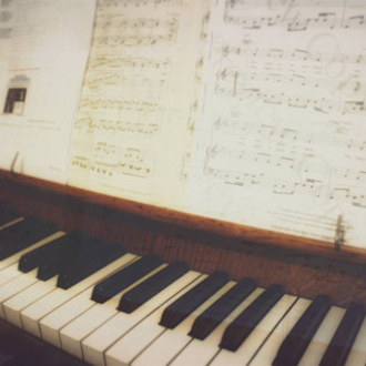 深红色 斯塔勒，中央音乐学院钢琴（业余6级）钢琴谱