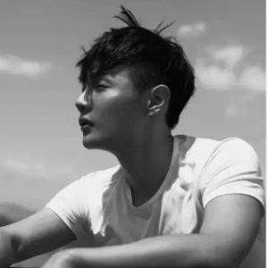 李荣浩演员和歌手吉他谱