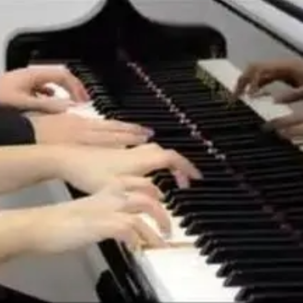 Libertango钢琴简谱 数字双手
