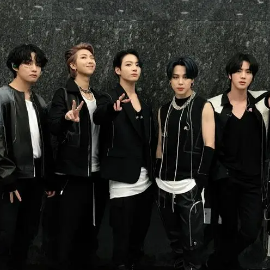 BTS (防弹少年团) 'Black Swan' 钢琴版-钢琴谱
