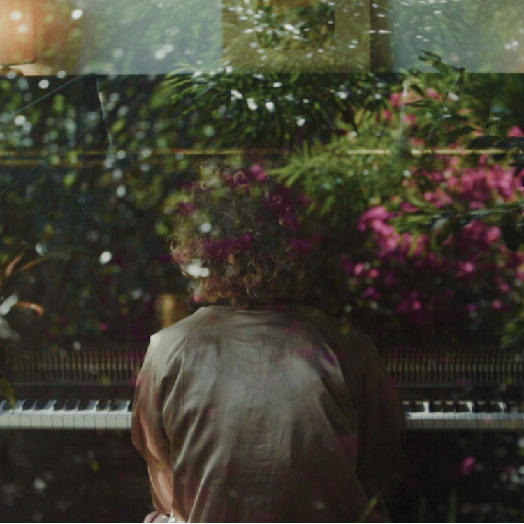 Sundays (Just Piano Version) - FKJ（G调）『雨，为何又是雨；今夜，今夜空空。』-钢琴谱