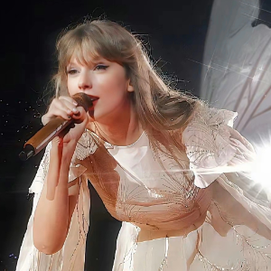 Betty - Taylor Swift 精编简易版 原调-钢琴谱