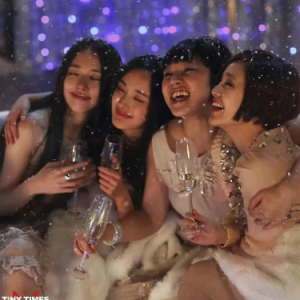 小时代《时间煮雨》—带指法-钢琴谱