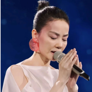 世界赠予我的C调完整极致还原版-钢琴谱