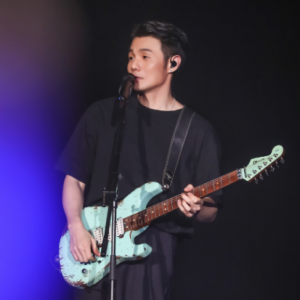 李荣浩歌曲串烧（二）C调 好听易上手-钢琴谱
