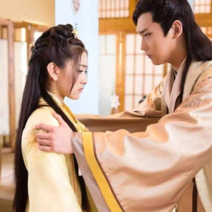 舍得（《双世宠妃》OST）—王唯旖【入门C调简单版】-钢琴谱