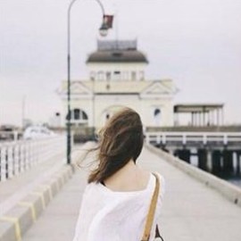 转身即心痛  原调简易钢琴弹唱 带歌词  吉星出租-钢琴谱