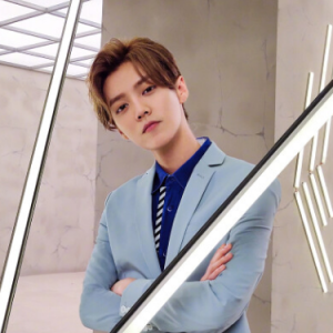 我们的明天（原调E、鹿晗《重返20岁 2015中国版》主题曲、段落优化）-钢琴谱