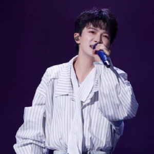 地球没有你  C调简易版 周深-钢琴谱