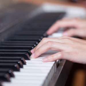 岁月里的花钢琴简谱 数字双手