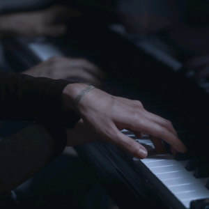 Idea 25钢琴简谱 数字双手