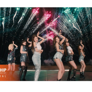 After LIKE钢琴简谱 数字双手