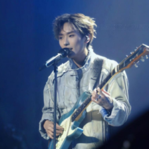 于是钢琴简谱 数字双手