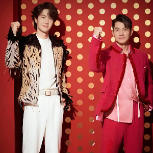 闪耀动起来钢琴简谱 数字双手 常石磊/柒玖/李超