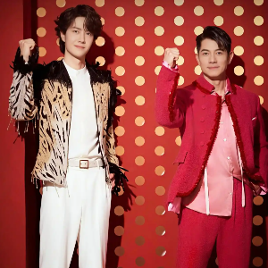 闪耀动起来钢琴简谱 数字双手 常石磊/柒玖/李超