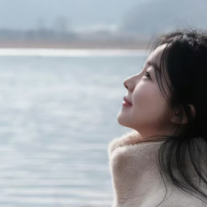 描绘着那场梦钢琴简谱 数字双手 YOASOBI