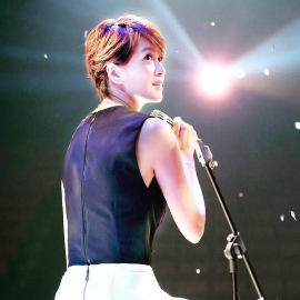 短发钢琴简谱 数字双手