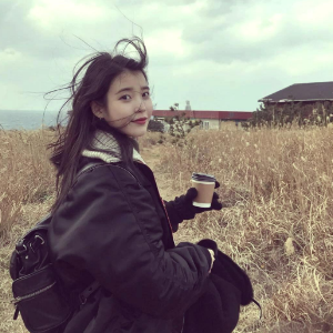 Bye, Summer （四手联弹）- IU-钢琴谱