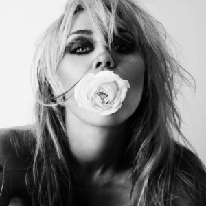 Miley Cyrus-钢琴谱