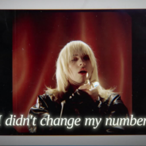【比莉·艾利什】《I Didn’t Change My Number》还原钢琴谱~星之钢琴~-钢琴谱