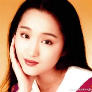 轻轻地告诉你-钢琴谱